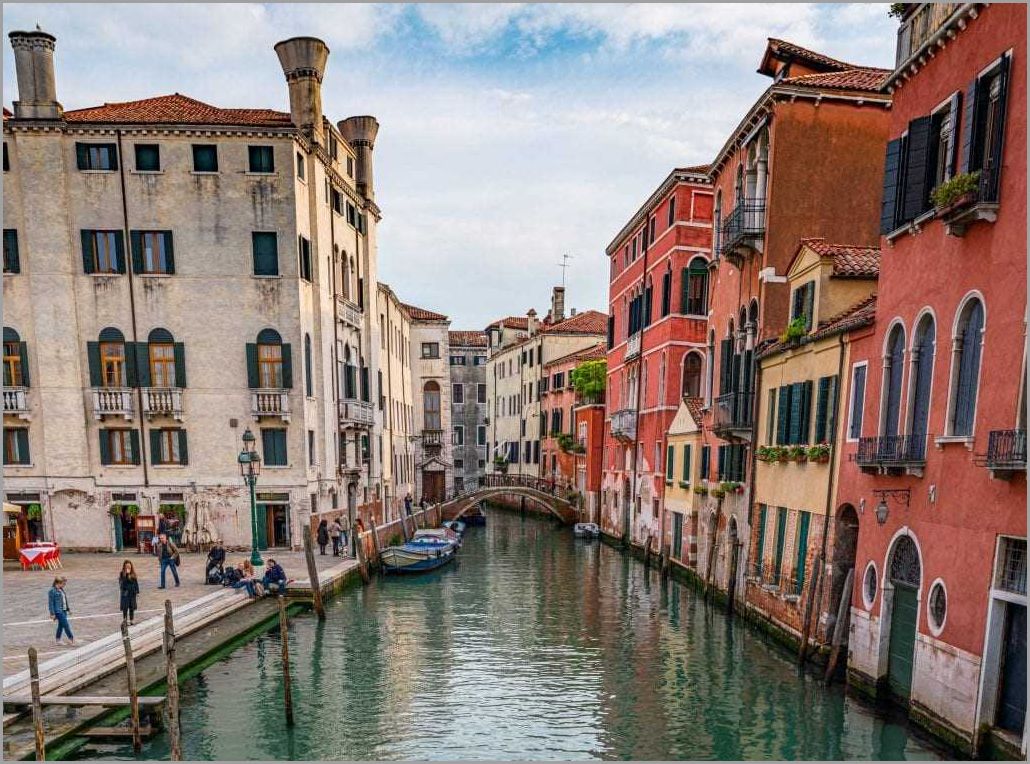 How Far is Venice from Florence Everything You Need to Know